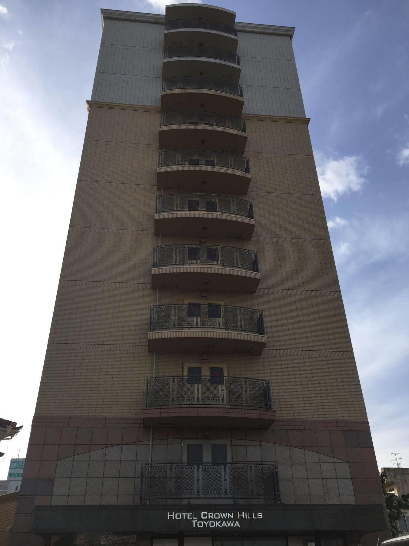 Hotel Crown Hills Toyokawa Eksteriør billede